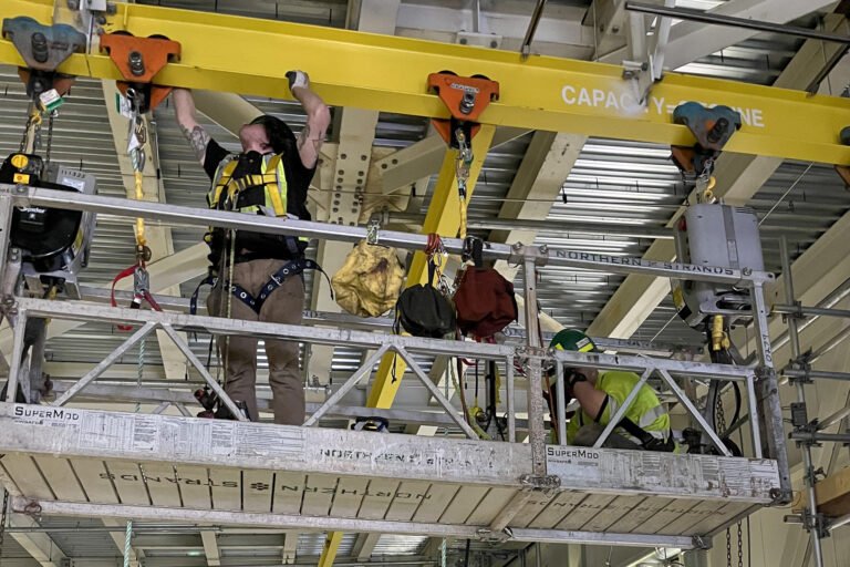 Air Festoon Installation